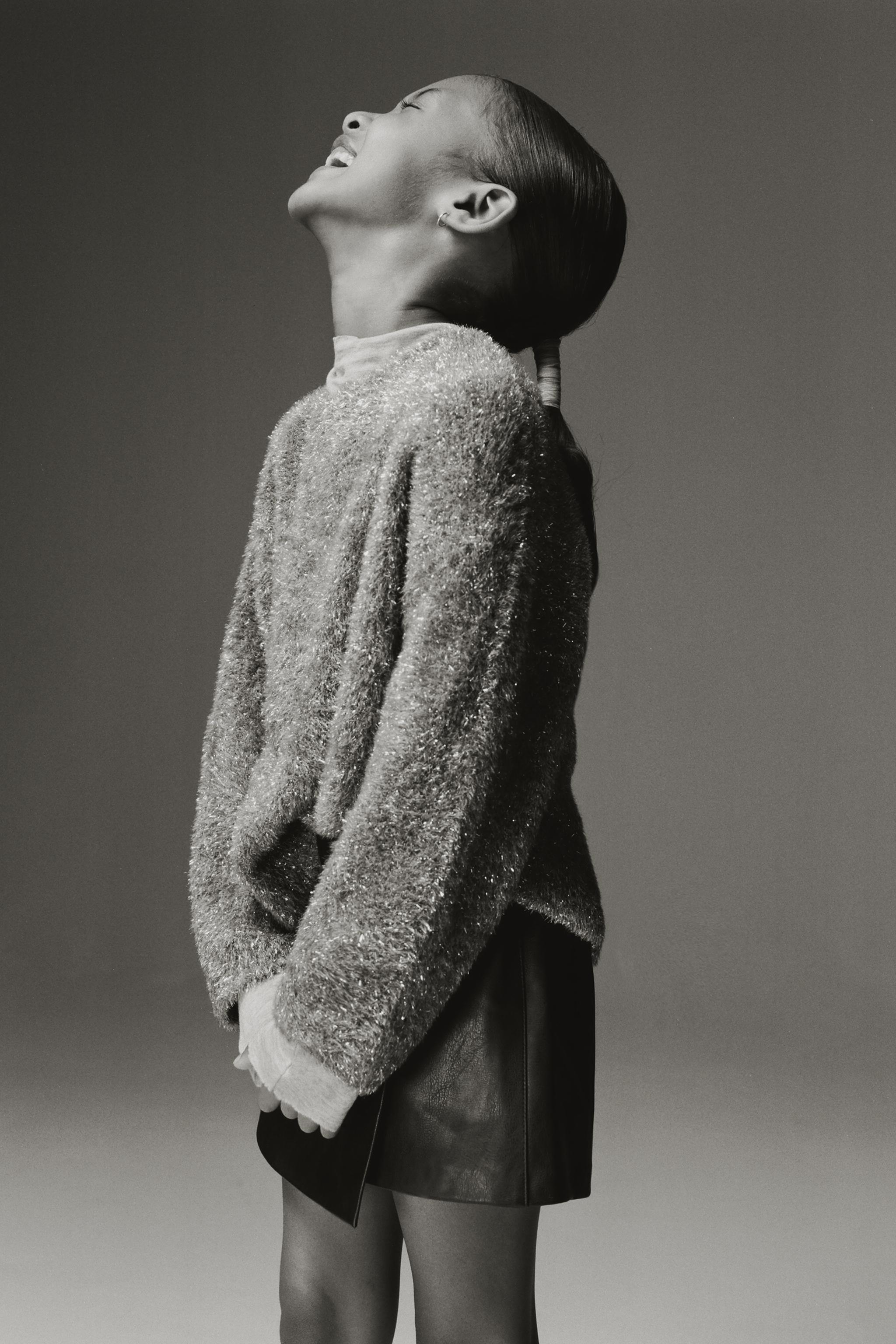 PULL EN MAILLE EFFET FOURRURE PAILLETTES